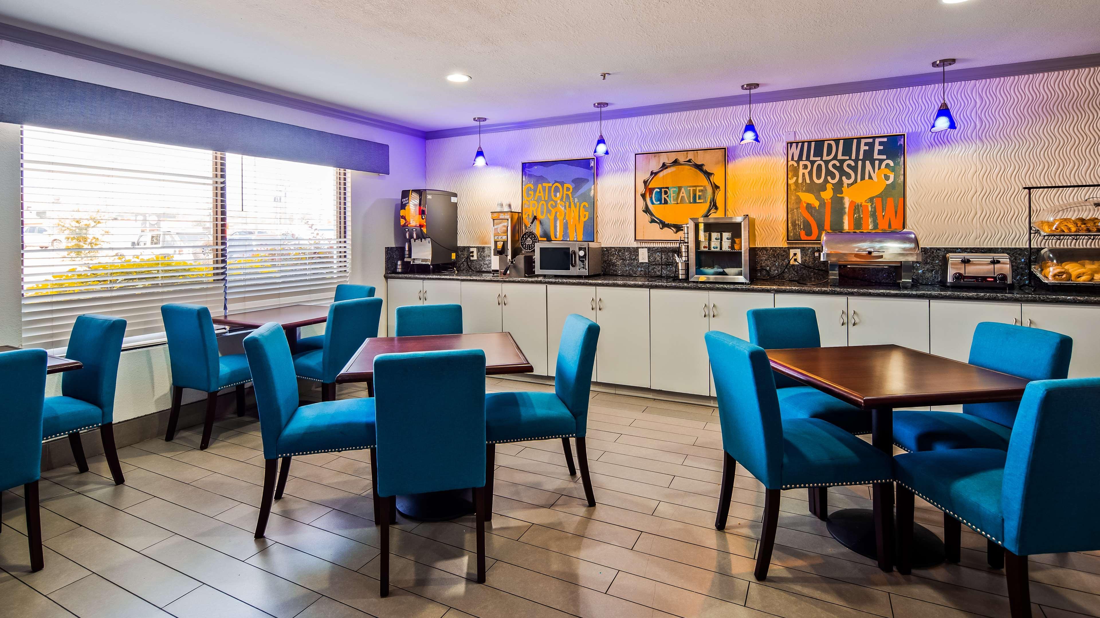 Best Western Plus Orange County Vidor Экстерьер фото