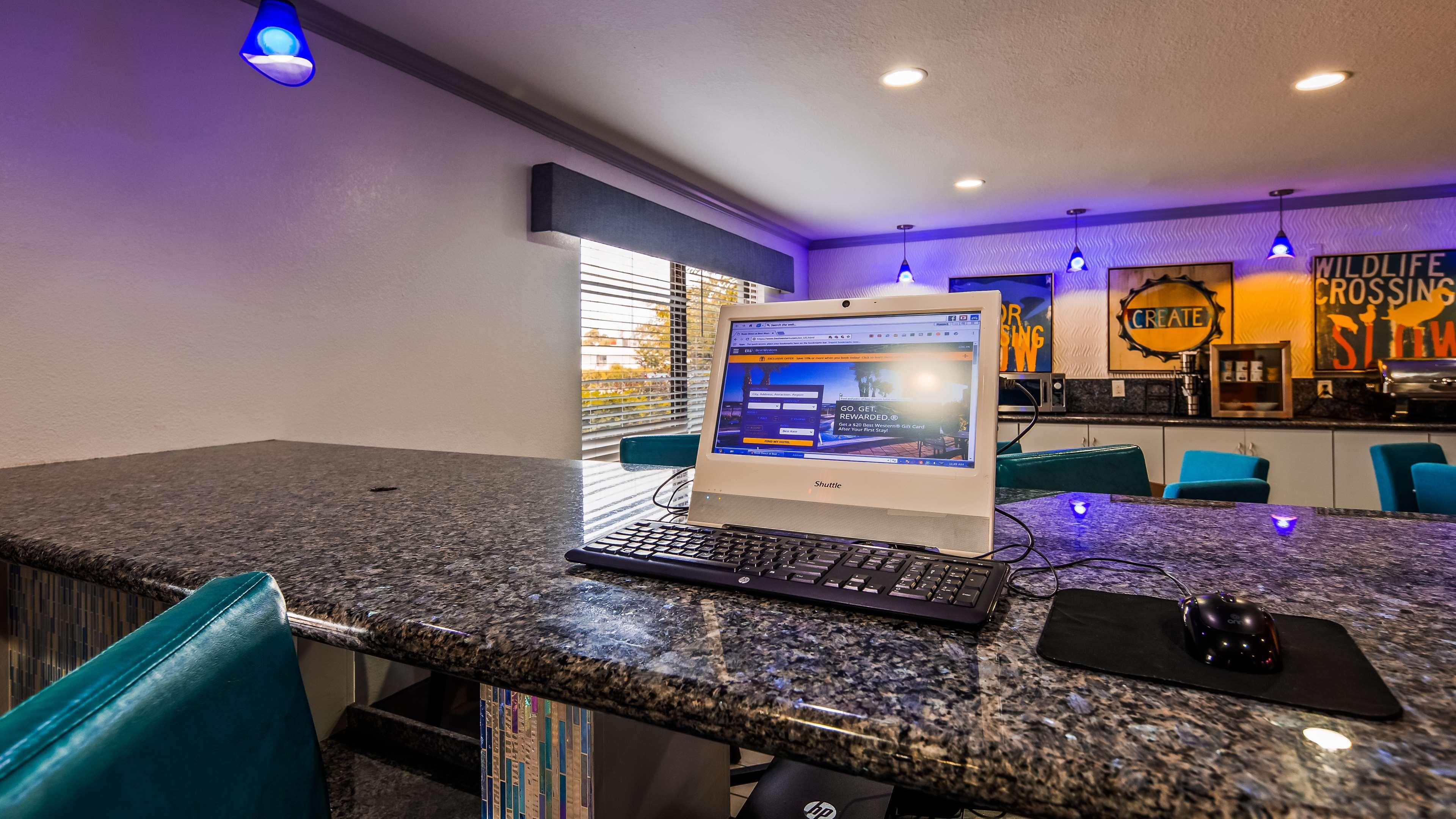 Best Western Plus Orange County Vidor Экстерьер фото