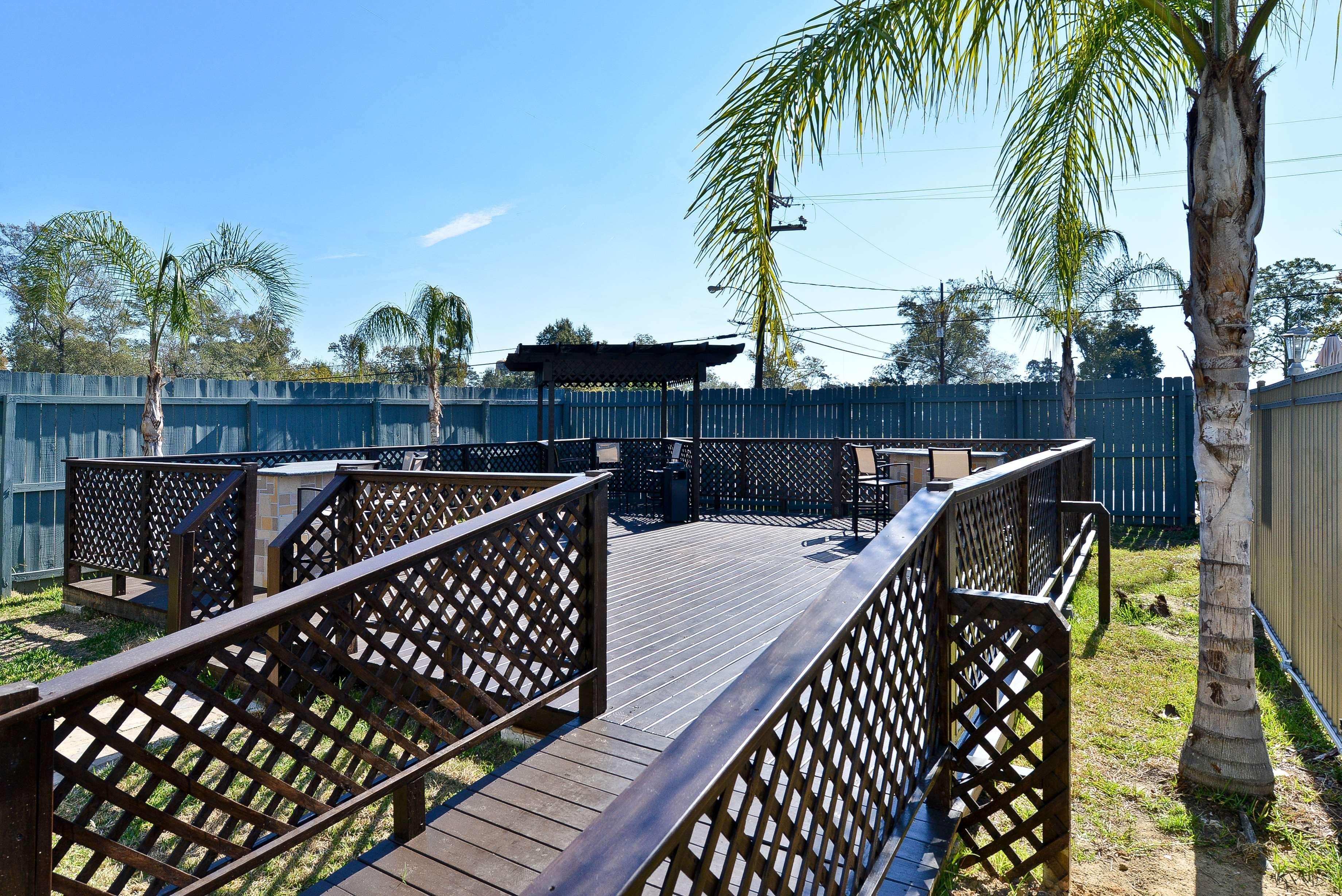 Best Western Plus Orange County Vidor Экстерьер фото